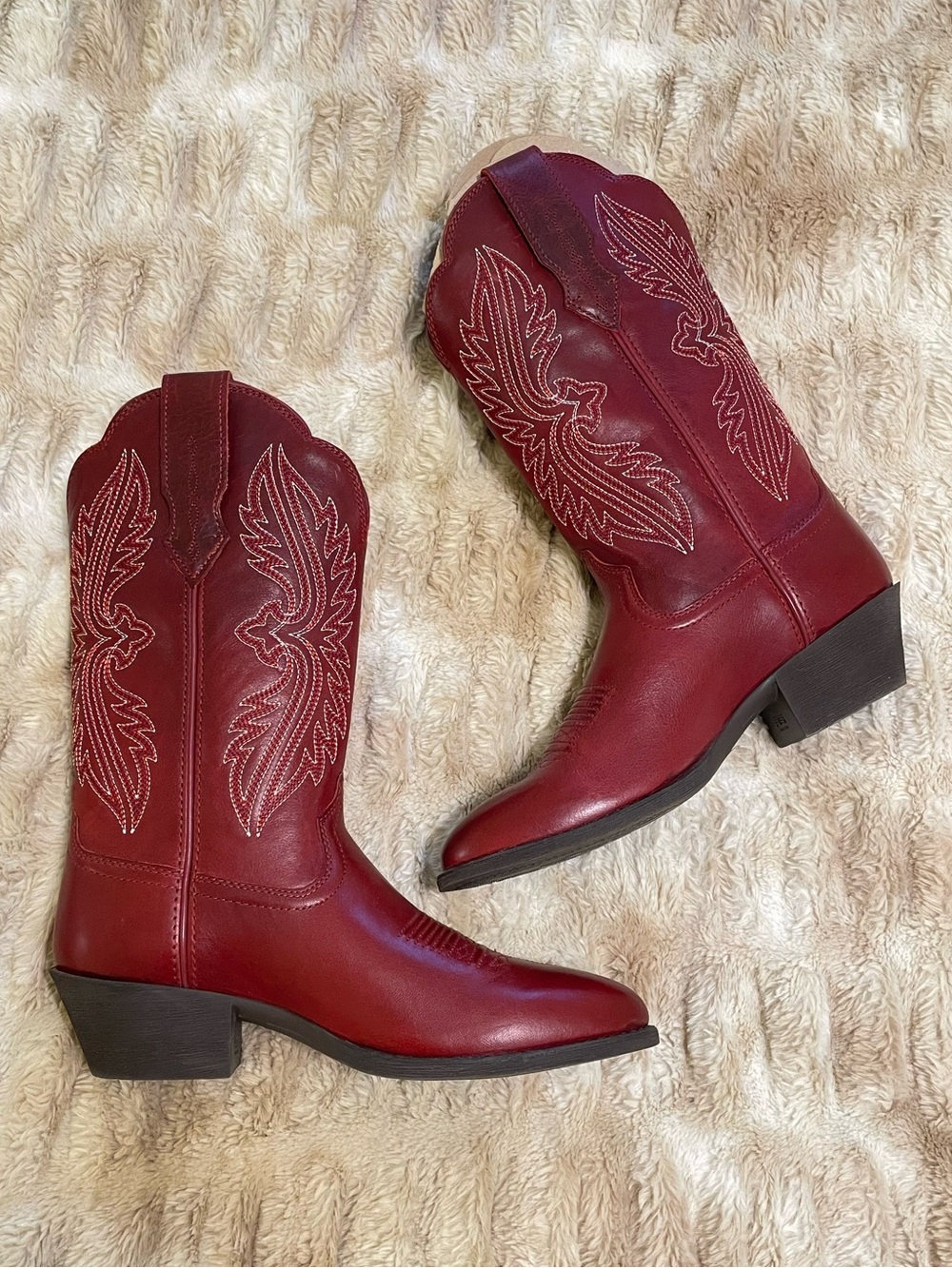 Ariat Rosy Red Western Leather Cowboy Boots Heritage R Toe Stretchfit